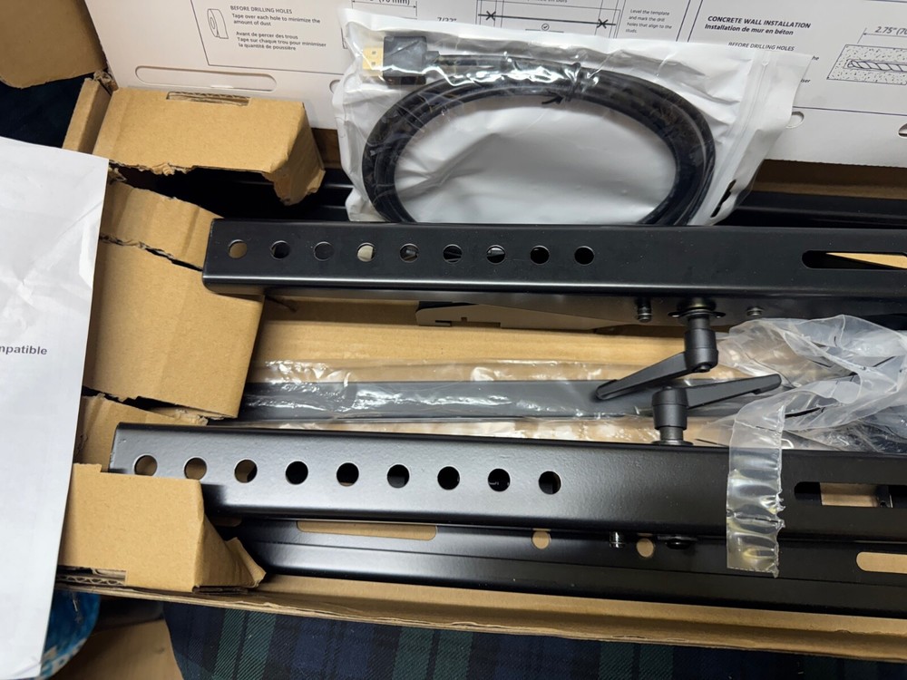 Monoprice MT52 Flat Panel Mount Kit 6522-6526