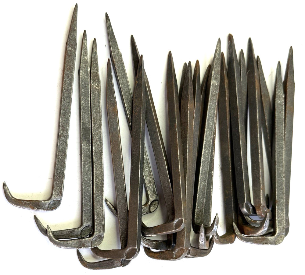 21 Woodworking Pinch Hold Downs