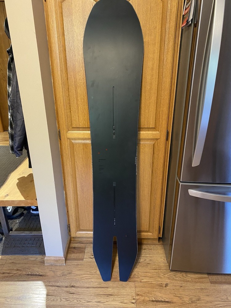 Endeavor Archetype Snowboard