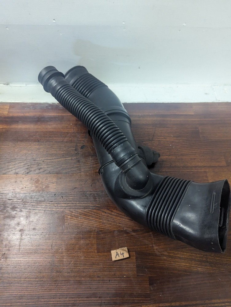 BMW 5 E39 Diesel intercooler hose pipe 2247909