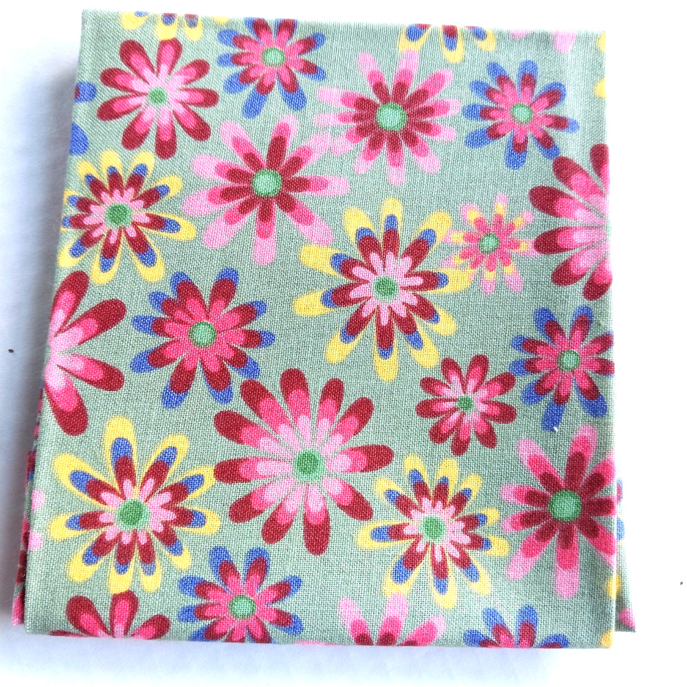 Fat Quarter Bundle 2pcs 100% Quilters Cotton