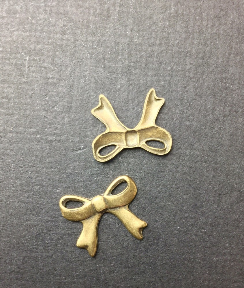 29033 - 4 Pc Victorian Bow Jewerly Finding Brass Oxidized