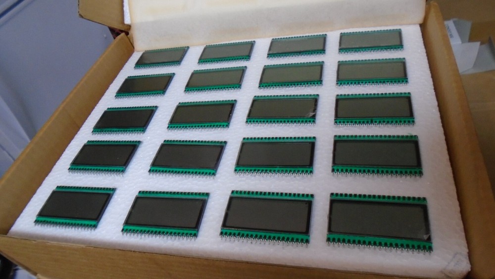 100pcs LOT Vintage Vikay LCD 4 Digit Numeric Display Module 40-Pin DIP Bulk