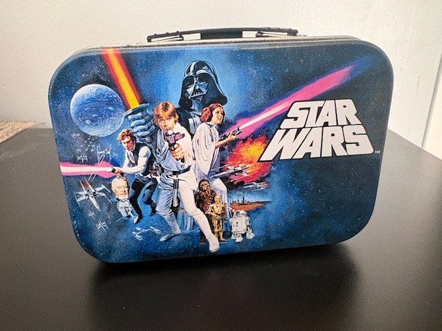 STAR WARS Mini Lunch Box, Great Graphics, Display Metal Collectable