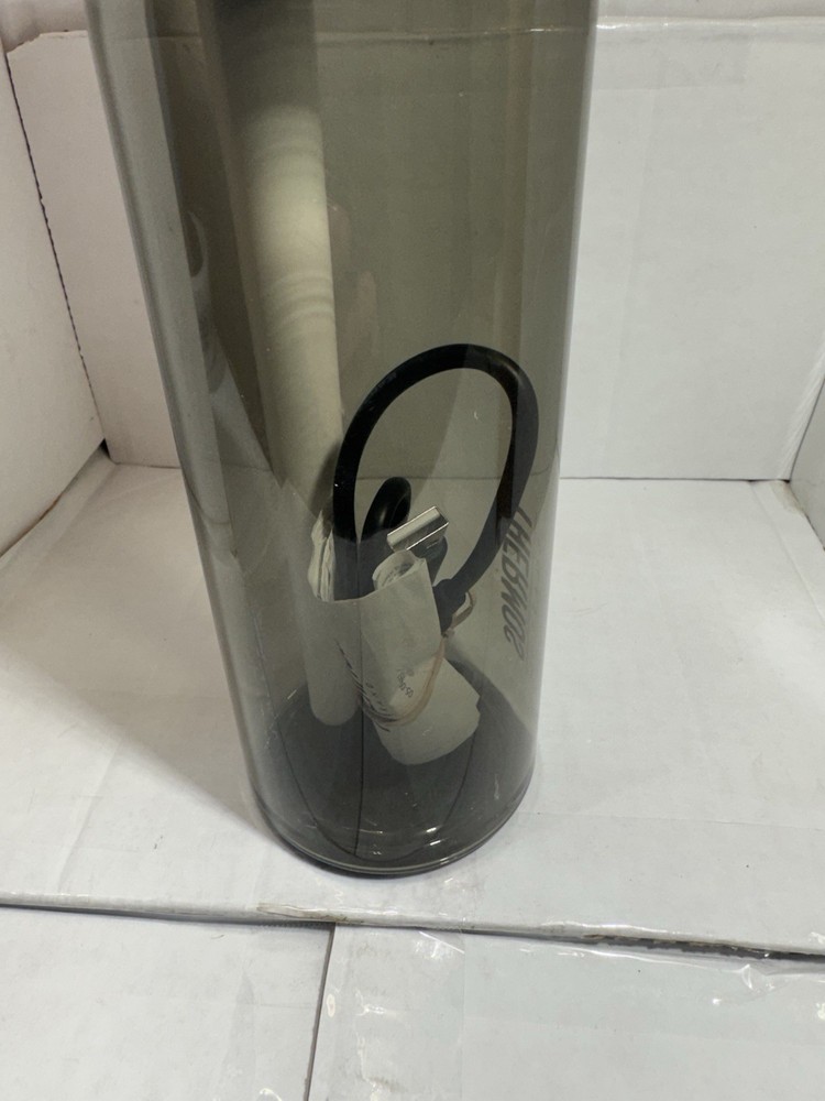 Thermos Hydration Bottle With Smart Lid Technology!