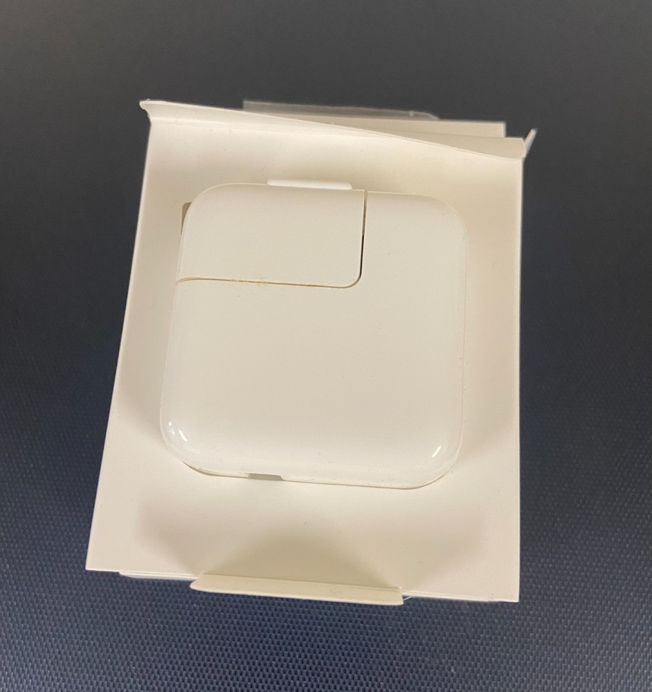 Apple A2167 12w usb power adapter