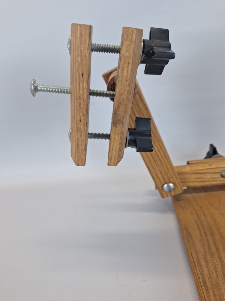 K's Creation 16" Lap Frame Needlework Stand Sewing Quilting Accessory.