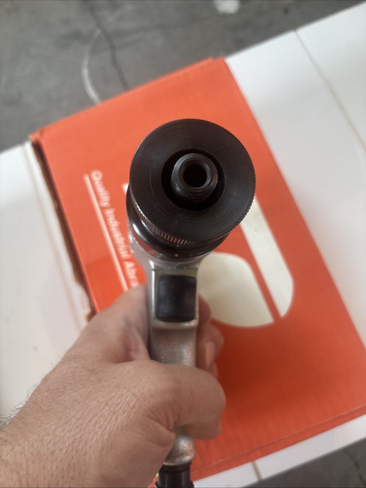 Dynabrade 50236 Air Disc Sander NOS