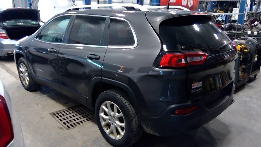 CHEROKEE 2018 Air Shutter 12696122