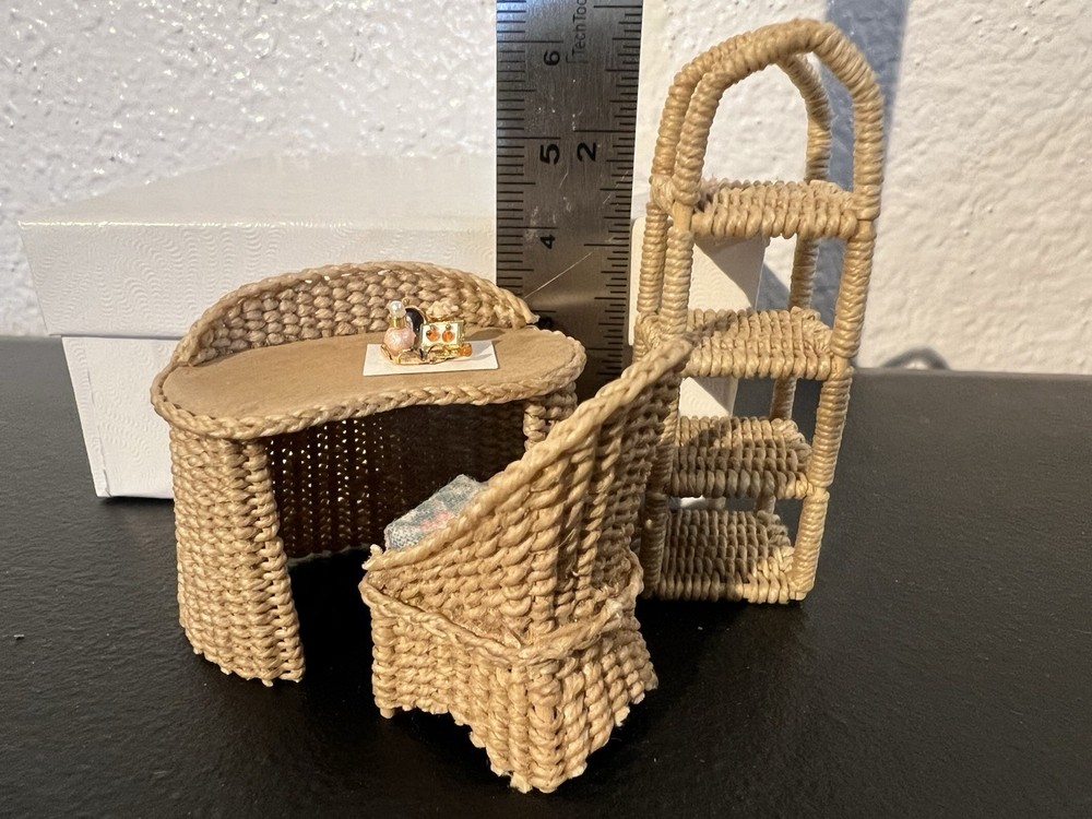 Half Inch Scale 1:24 Scale Dollhouse Vanity Tray