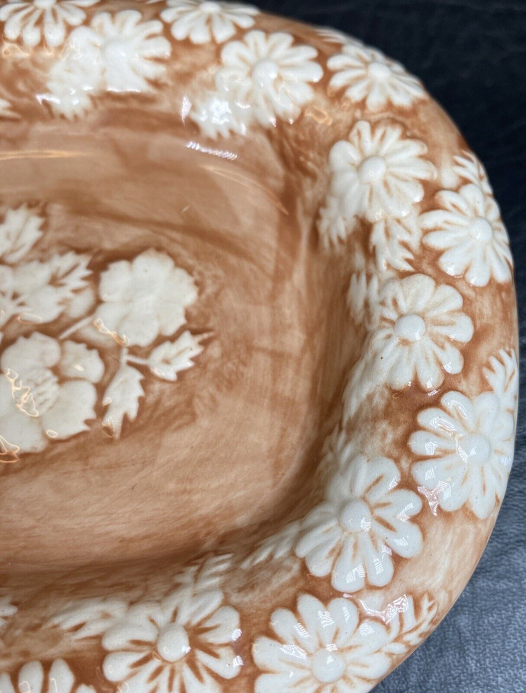 Ceramic Floral Footed Soap Dish Signed Elsa