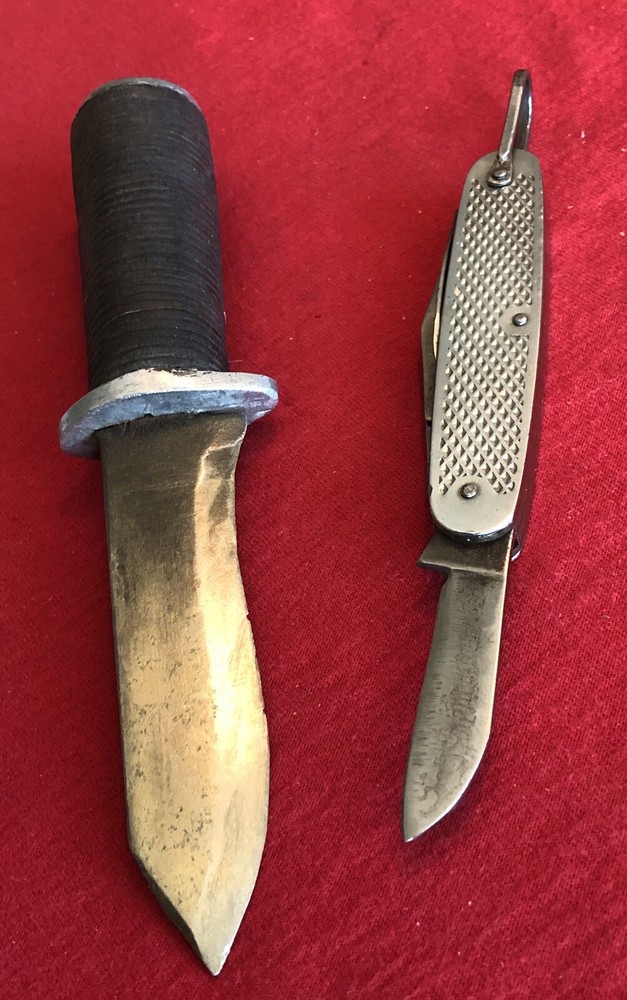 WW2 THEATER KNIFE & (4) FUNCTION KINGSTON KNIFE - CUSTOM WOOD DISPLAY BOX