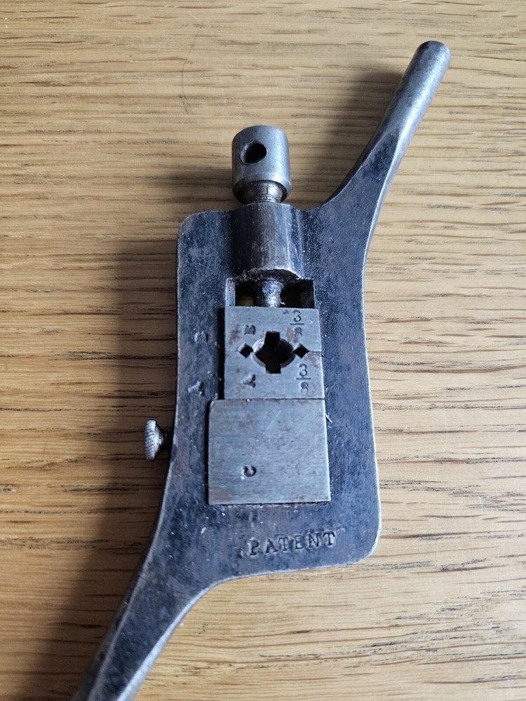 Vintage Screw Threading Plate