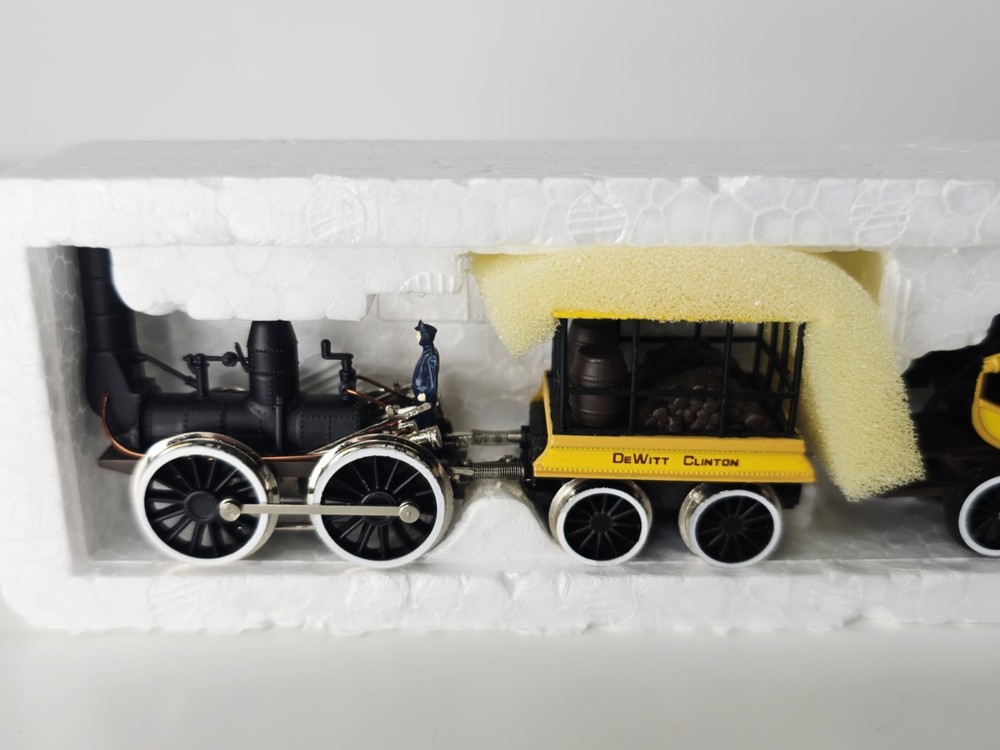 Bachmann - Ho - The Dewitt Clinton Train Set #40-130 - Runs