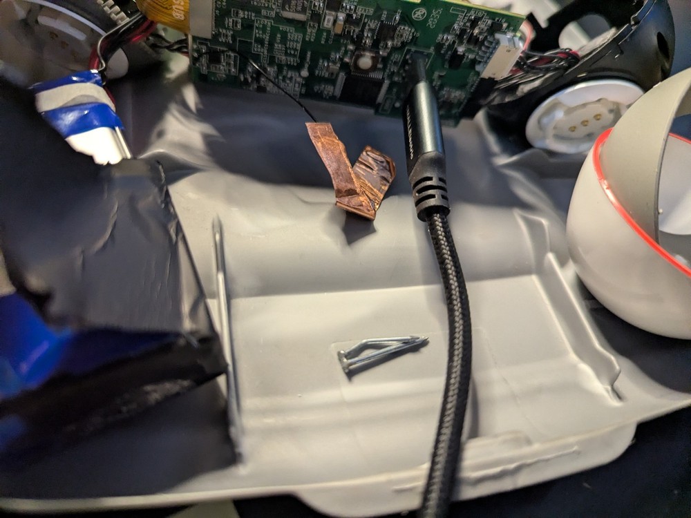 Keyitech ClicBot Robot,Original Full Kit.IMPORTANT!!! BRAIN FIXED BATTERY FIXED