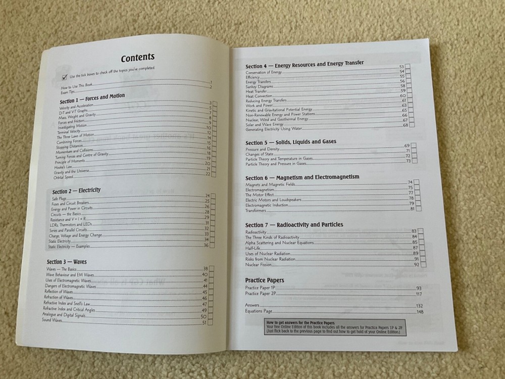 CGP Edexcel GCSE Physics Revision Guide & Exam Practice Book