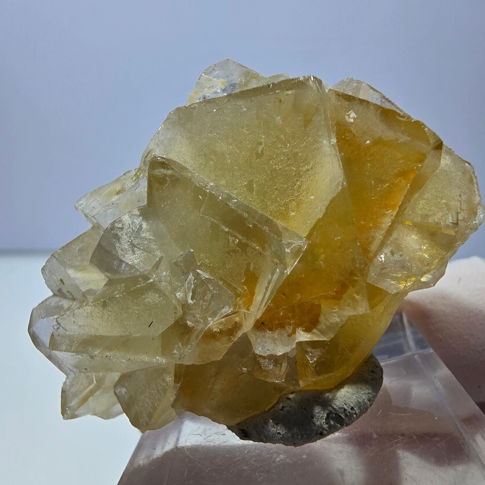 Phantom Fluorite Cube Specimen, yellow Okorusu, Namibia 43*29*17mm