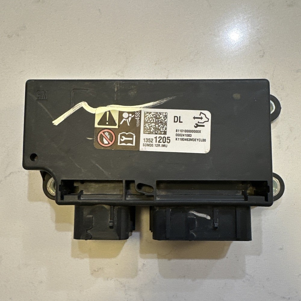 2017-2019 GM BCM ECU SRS DIAGNOSTIC CONTROL MODULE OEM -NO CRASH DATA - 13521205