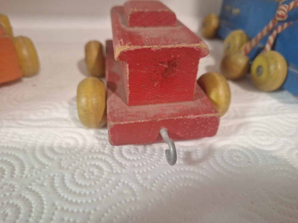 Playskool 1950s Wooden Trains, Pull String, Pull Along.