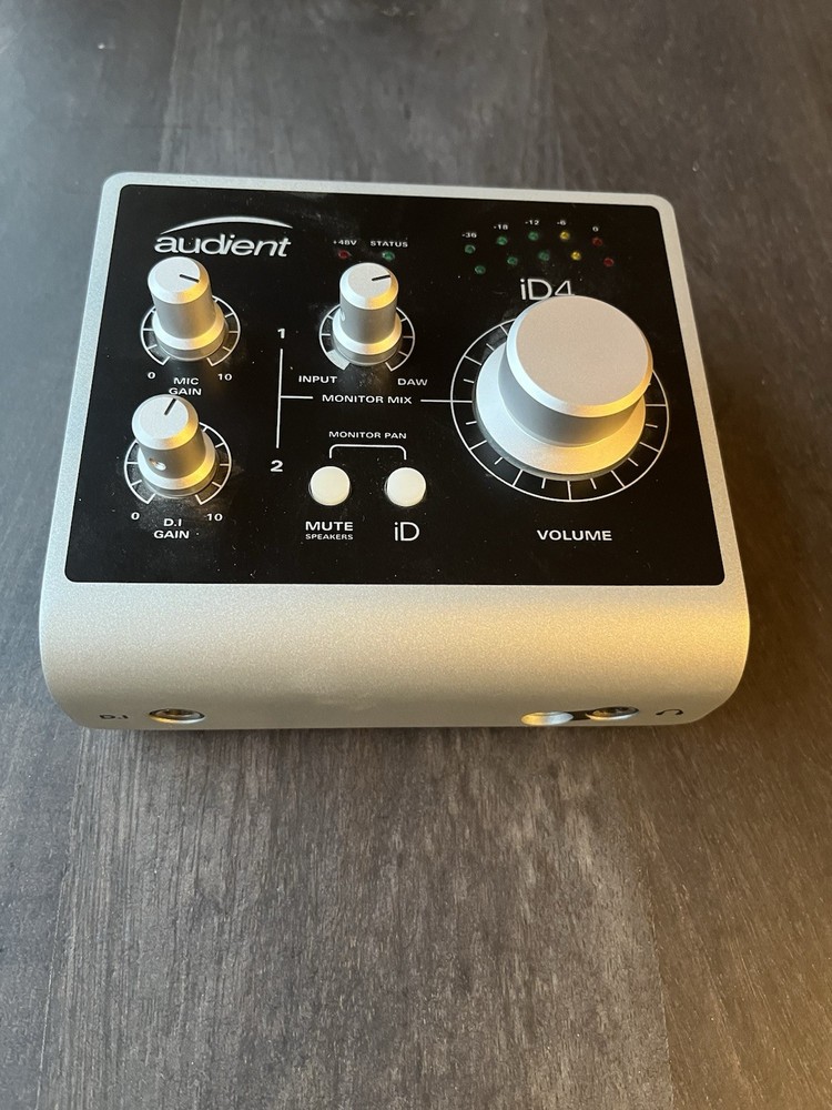 Audient ID4 2in / 2out Audio Interface - IN ORIGINAL BOX