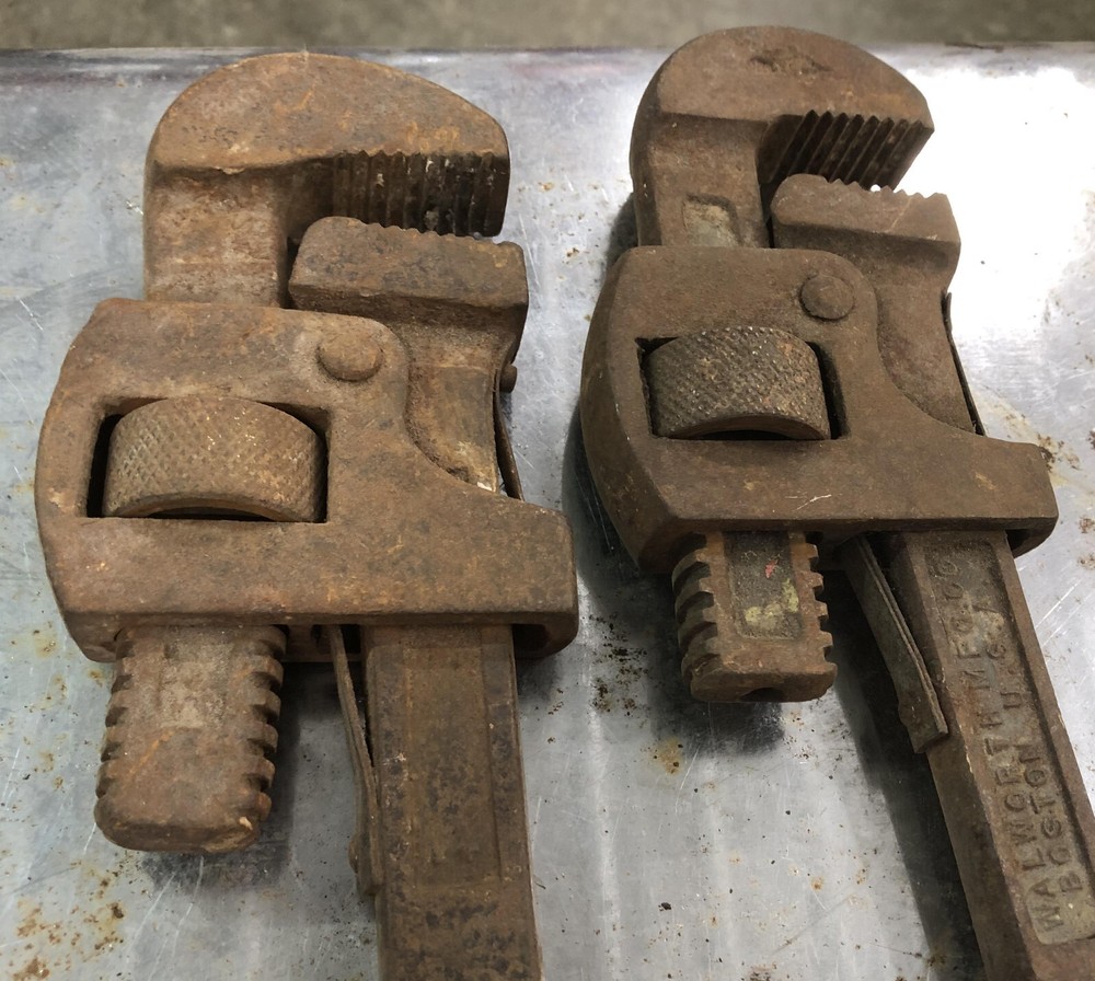 2 Pipe Wrenches 14'' Crusader Walworth Stillson vintage monkey