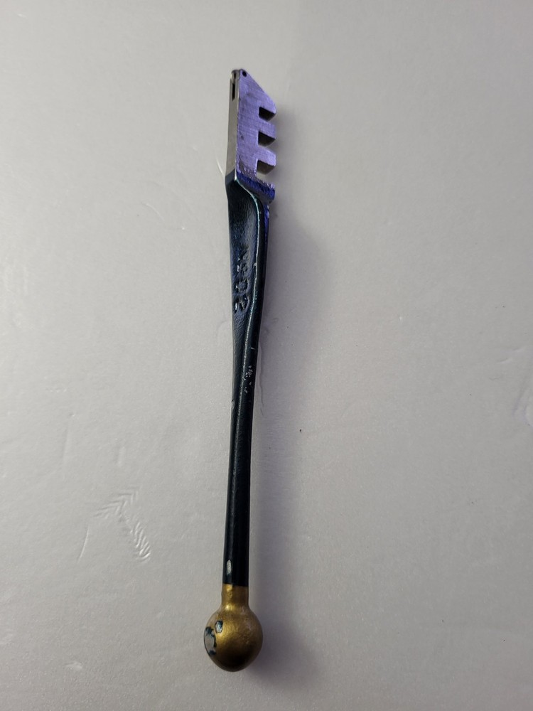 Fletcher Vintage Glass Cutter