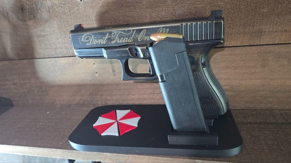 Umbrella Glock Display Stand - Glock 17/19