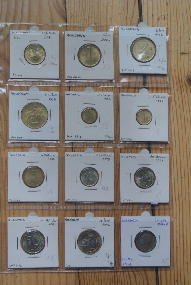 BULGARIE collection de 92 monnaies a découvrir