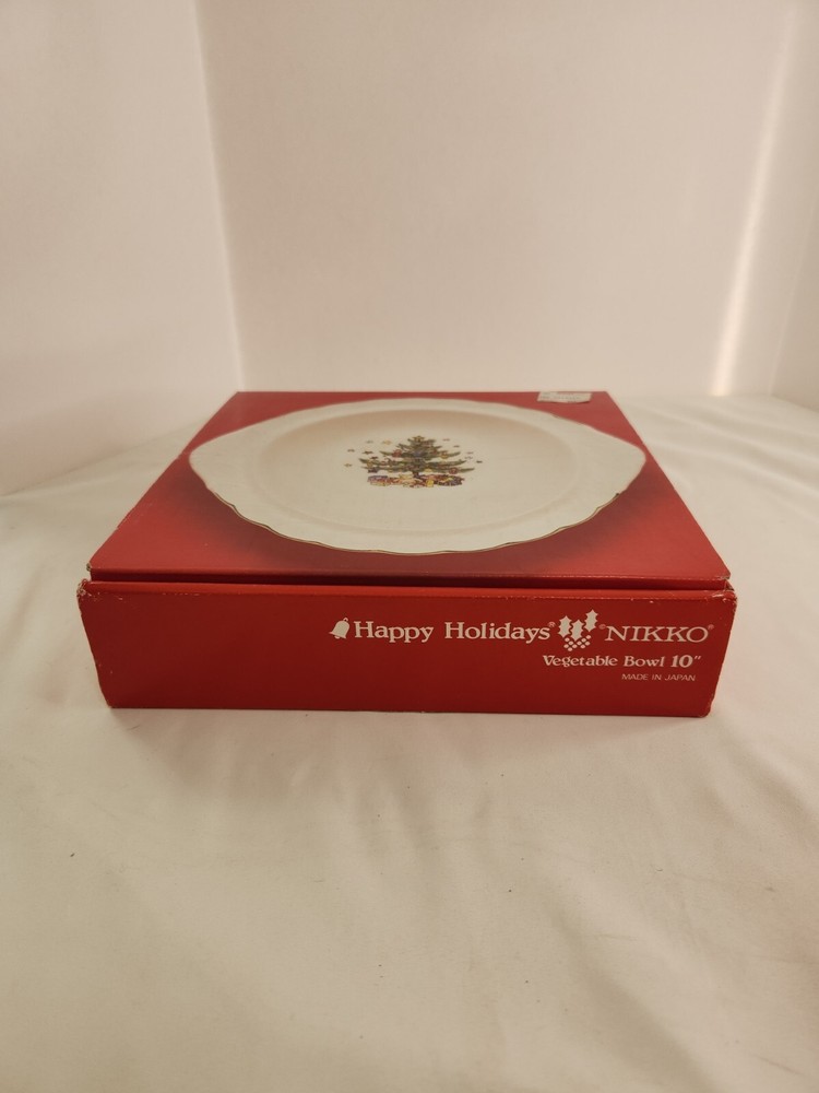 Nikko Happy Holidays NEW - VEGETABLE BOWL