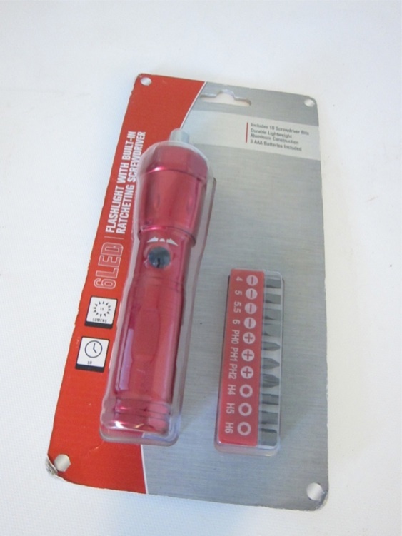 New Racheting Screwdriver Set w/ Built In Flashlight 10 Bits 