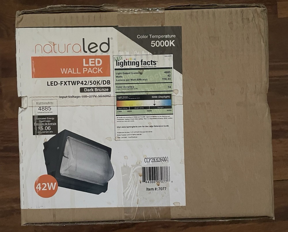 Natural Led Wall Pack NIB 5000k 42w