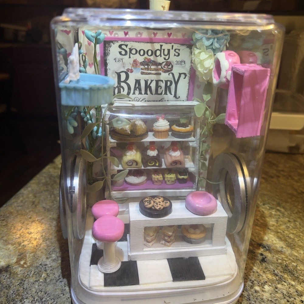 Jumping Spider Enclosure Bakery Themed Handmade