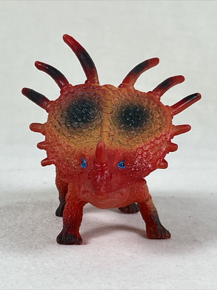 Protoceratops Dinosaur Figure (7” x 3”)