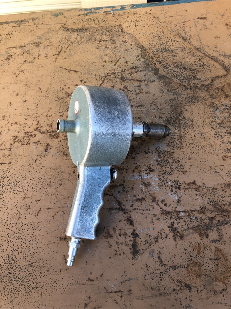 Cherry GH-780 Pneumatic Rivet Tool