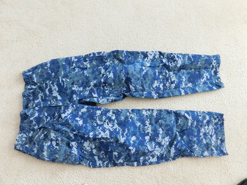 US  NAVY WORKING TROUSER PANTS  SIZE 32 X 29"
