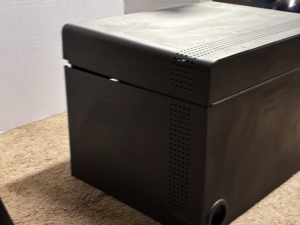 PARASYNC Lockable Charging Storage Cabinet Box – Broken Lock – Pre-Owned