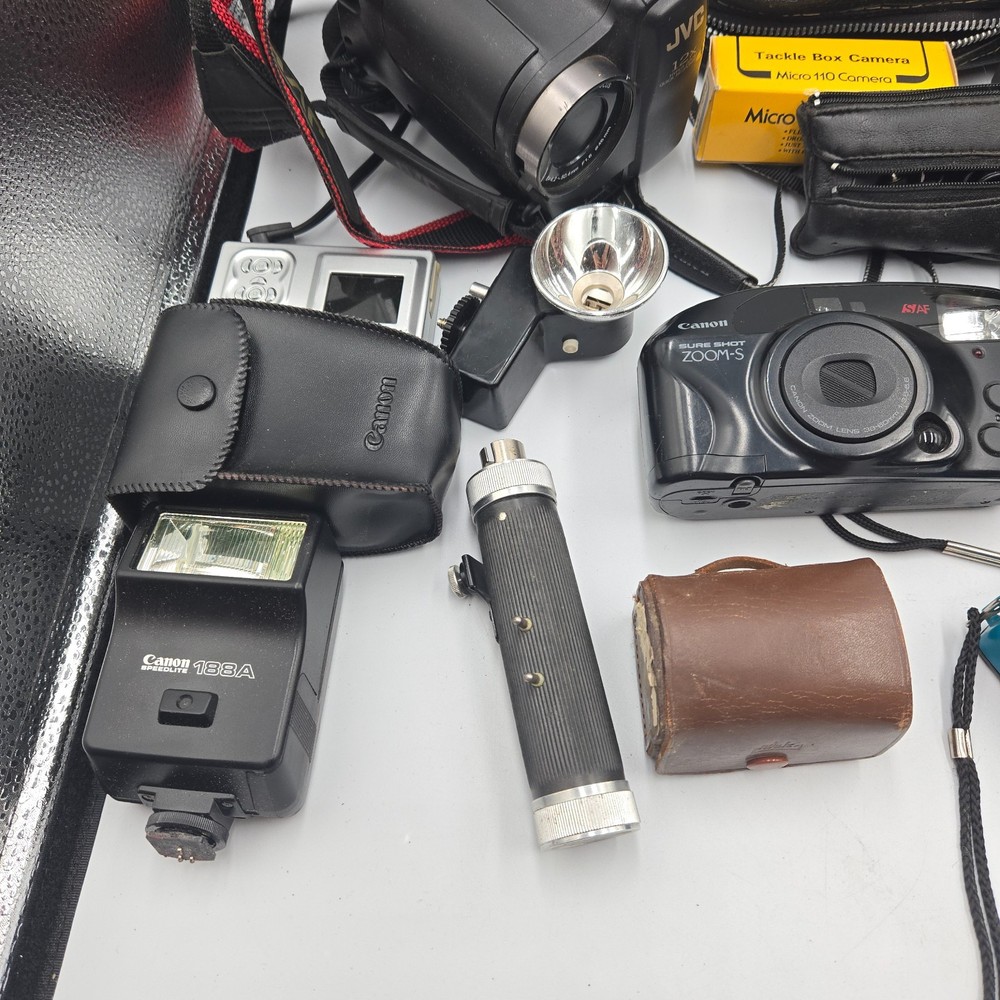 Huge Vintage camera lot - UNTESTED AS IS