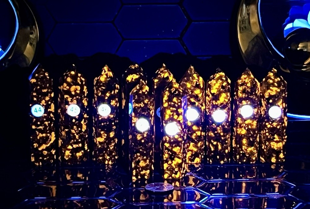 Natural Yooperlite Emberlite uvreactive Points Free ship