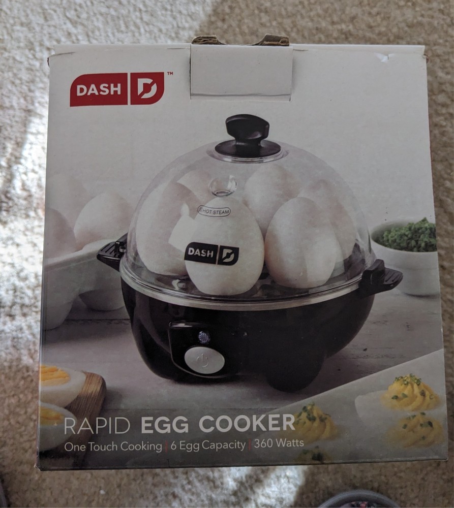 DASH Rapid Egg Cooker
