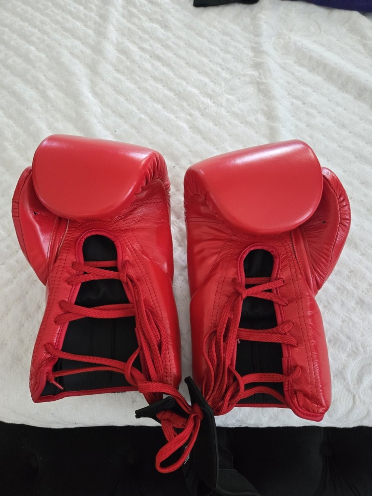 Superare Boxing Gloves 12oz