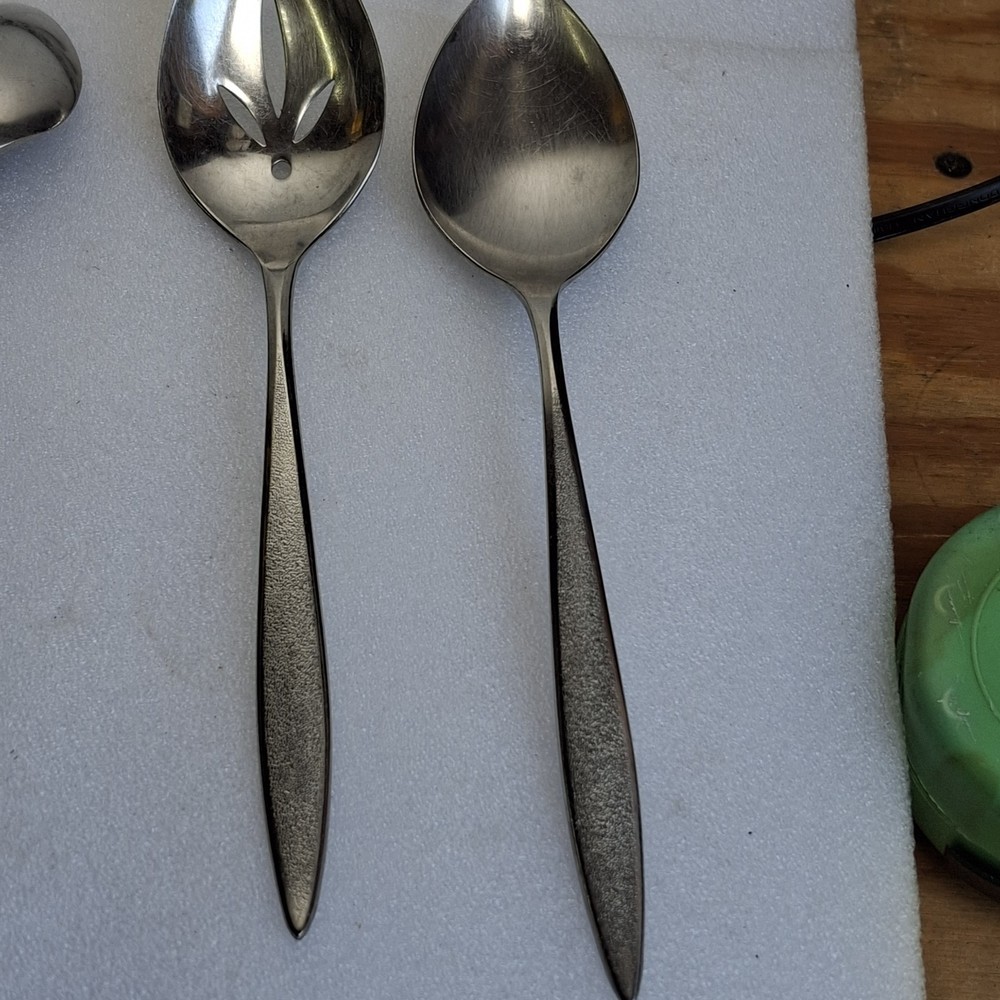 Tradition Stainless USA flatware 18 pieces