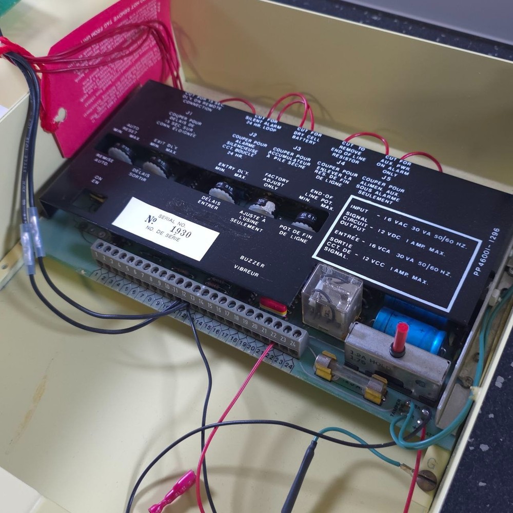 EDWARDS - NiteGaurd - 9702 - Intrusion Control Panel