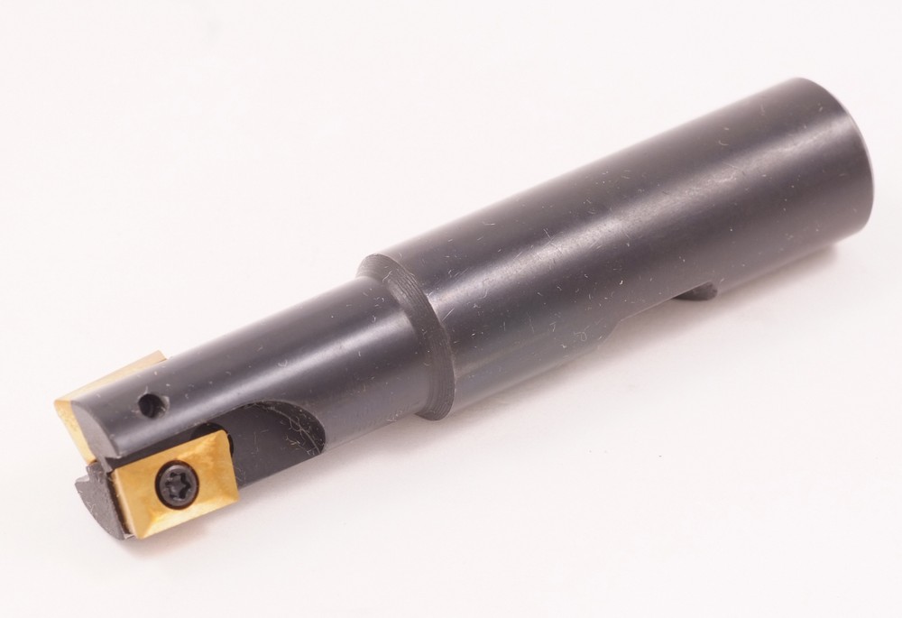 5/8" SQUARE SHOULDER INDEXABLE END MILL (5822-0625)