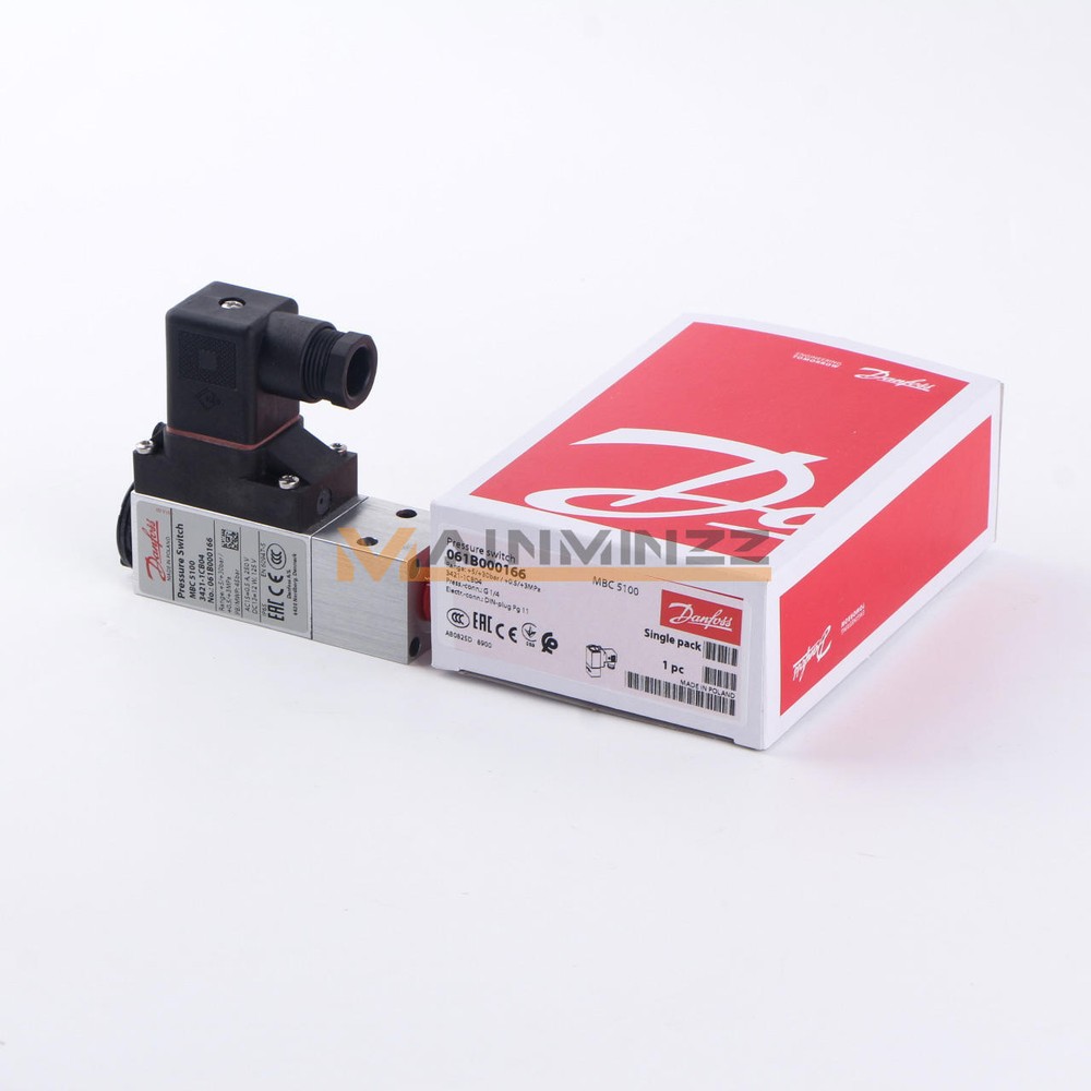 One New Danfoss 061B000166 pressure switch