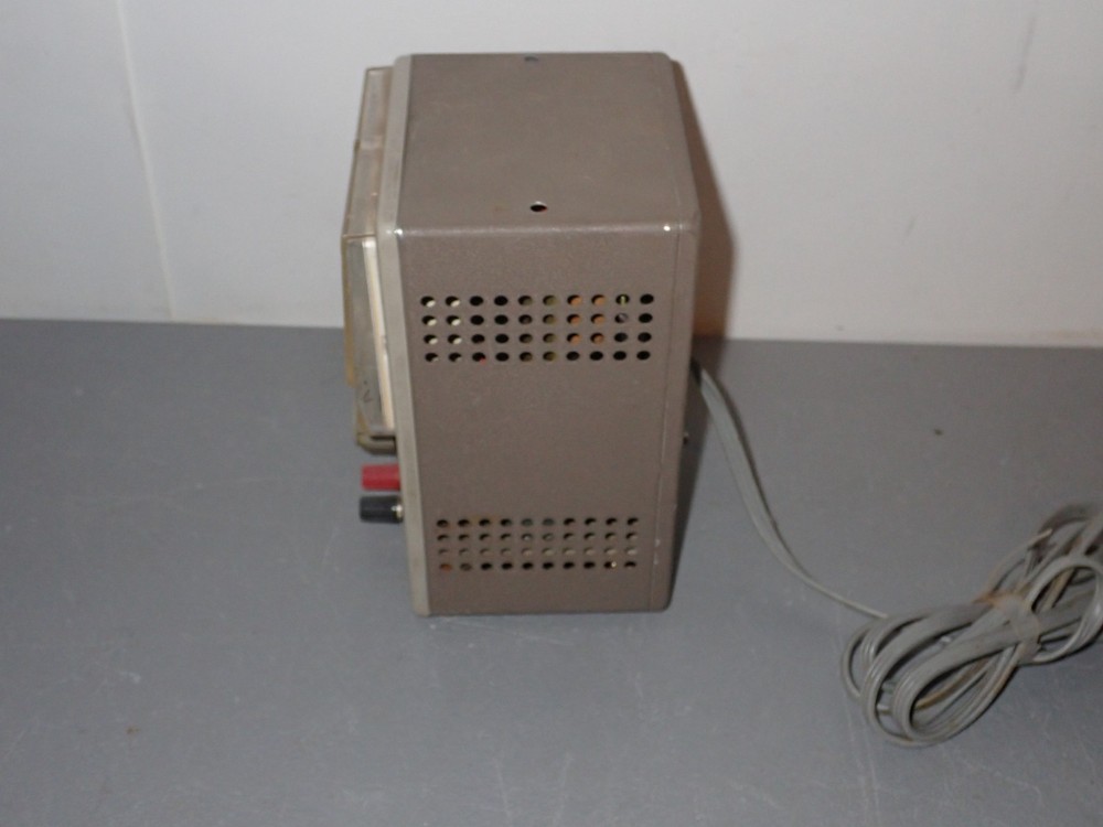 Heathkit IM38 VTVM Vacuum Tube Voltmeter