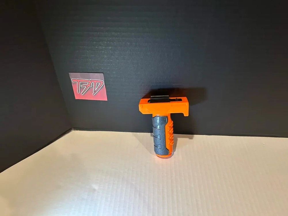Nerf N-Strike Elite Retaliator Pump Handle Foregrip Accessory Orange Authentic