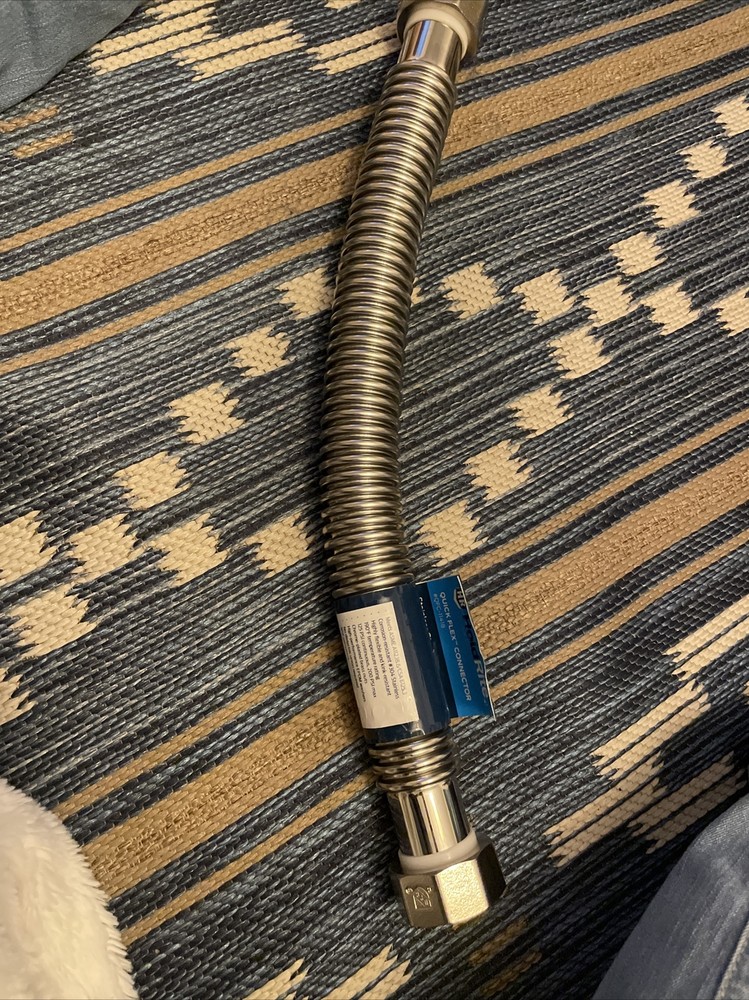 1-1/4 Inch FIP X 1-1/4 Inch FIP X 18 Inch Stainless Steel Water Heater Quickflex