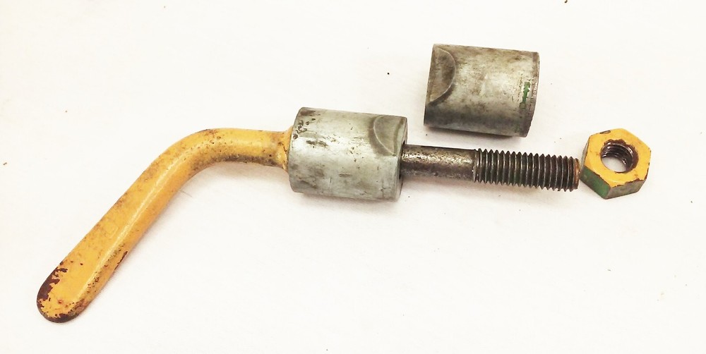 Vtg Famco drill press headstock column lock locking set handle