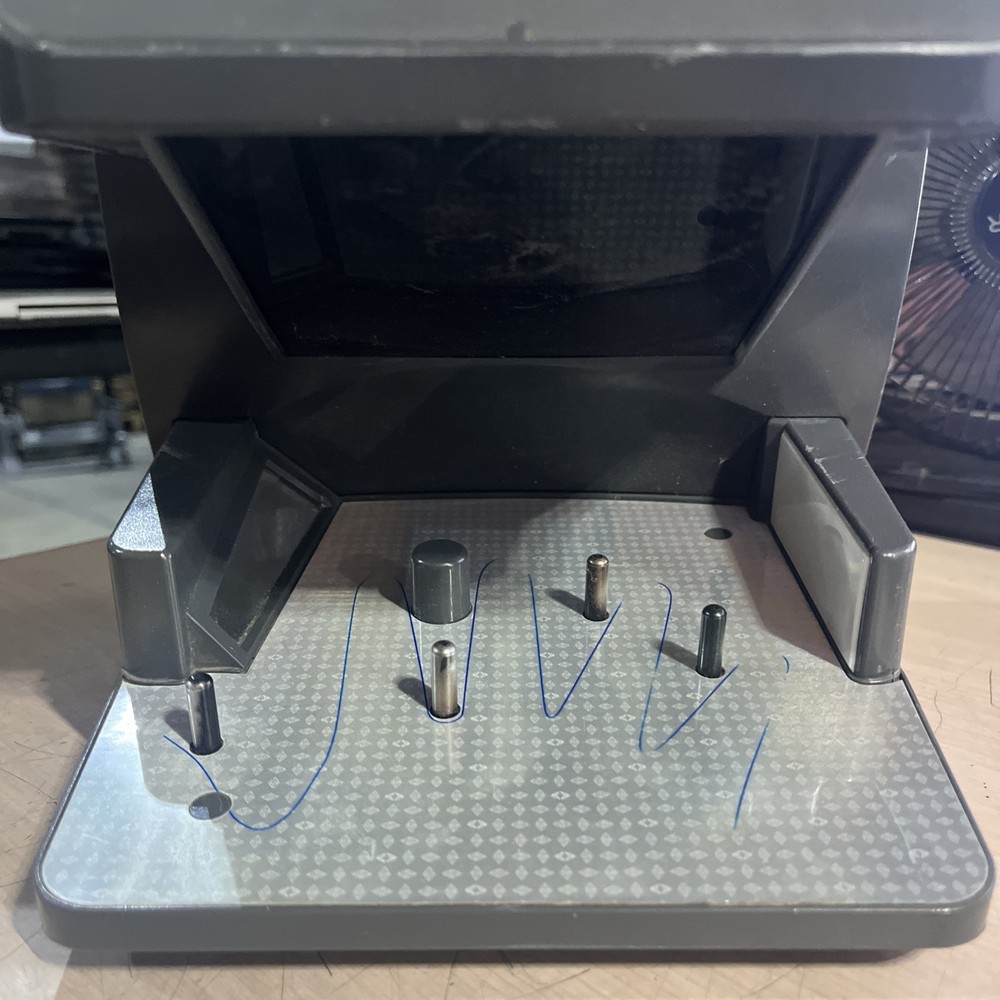 SCHLAGE HANDPUNCH 2000-XL