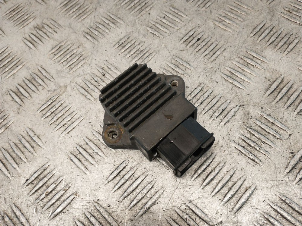 1997 HONDA CBR 400 NC23 RECTIFIER REGULATOR